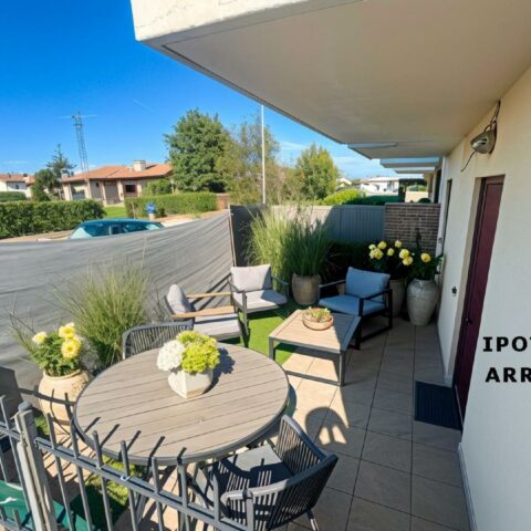 APPARTAMENTO MONOCAMERA CON GIARDINO PRIVATO E GARAGE San Giovanni al Natisone