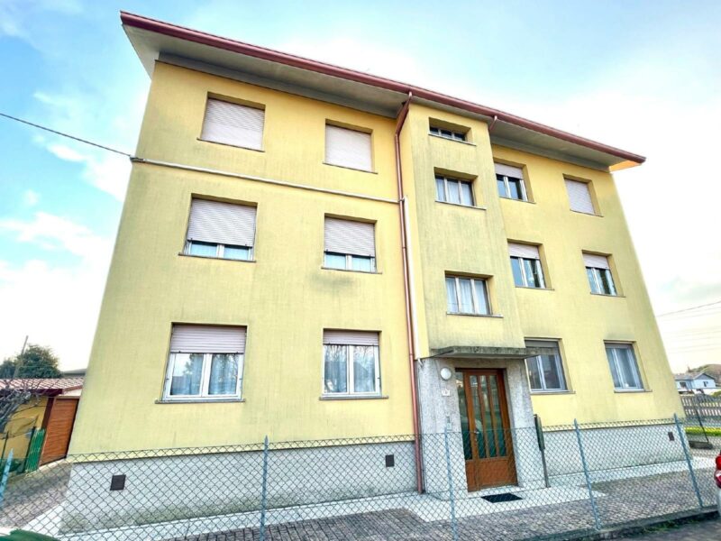 Appartamento bicamere con posto auto e giardino Palazzolo dello Stella