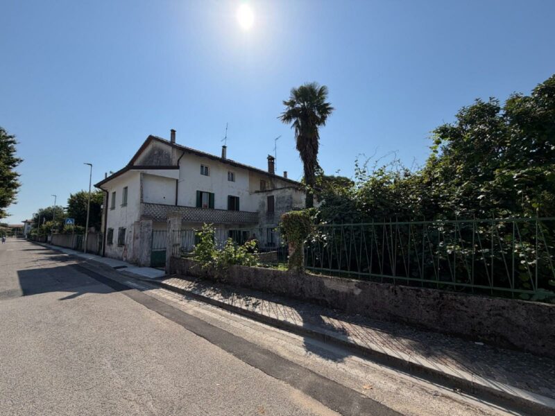 CASA CON GIARDINO, DA PERSONALIZZARE Campoformido