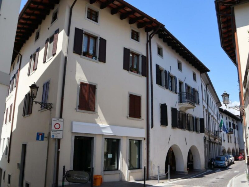 APPARTAMENTO TRICAMERE IN CENTRO STORICO San Daniele del Friuli