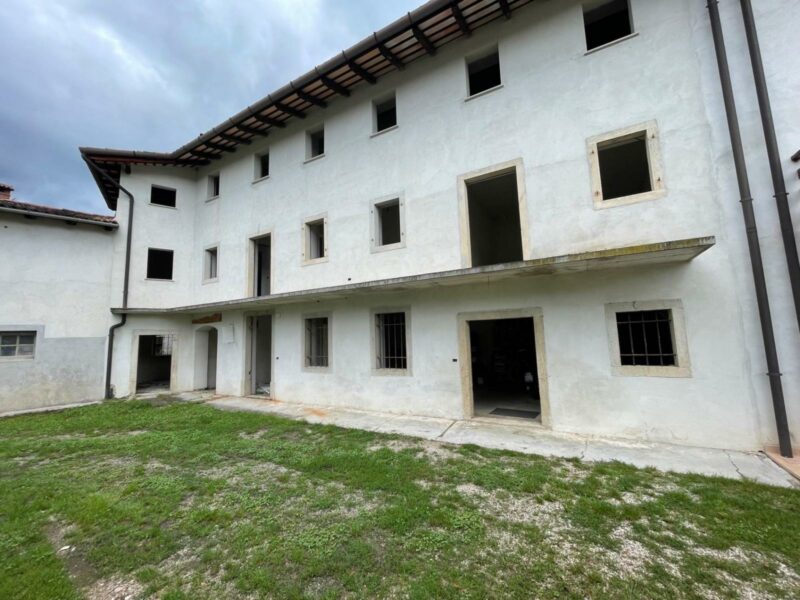 CASA IN LINEA PLURICAMERE AL GREZZO Forgaria nel Friuli