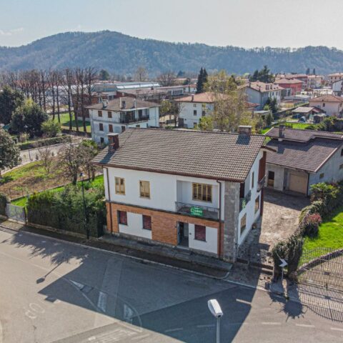 CASA INDIPENDENTE PLURICAMERE VICINANZE CENTRO Nimis