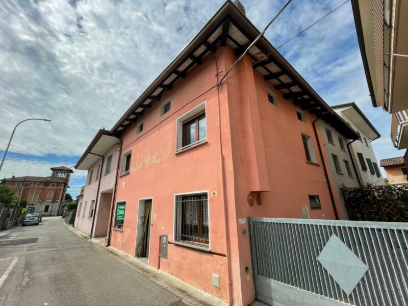 Casa tricamere in centro Muzzana del Turgnano