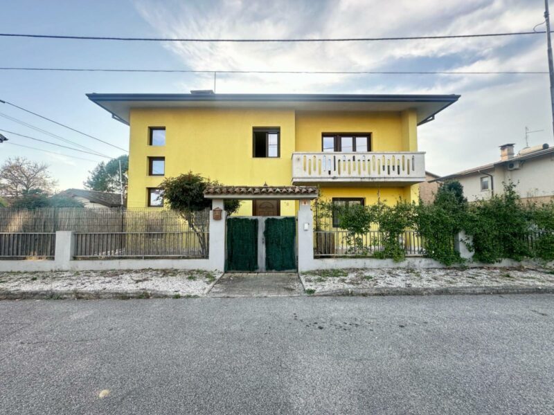 Casa indipendente con giardino Muzzana del Turgnano