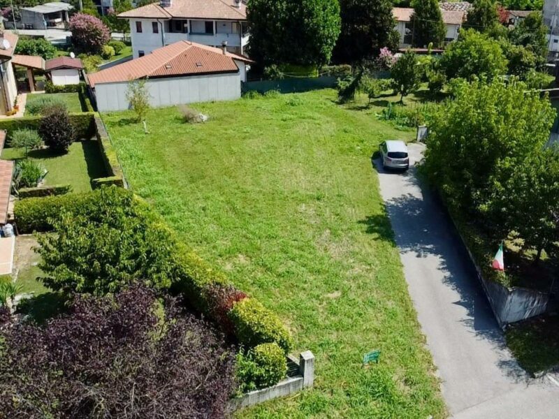 Terreno edificabile residenziale di 610 mq San Vito al Tagliamento