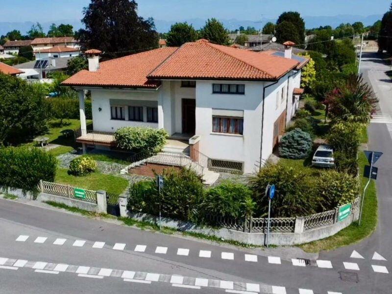 CASA TRICAMERE CON GIARDINO San Vito al Tagliamento