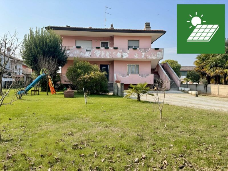 Luminoso appartamento tricamere in bifamiliare con garage e cantina Palazzolo dello Stella