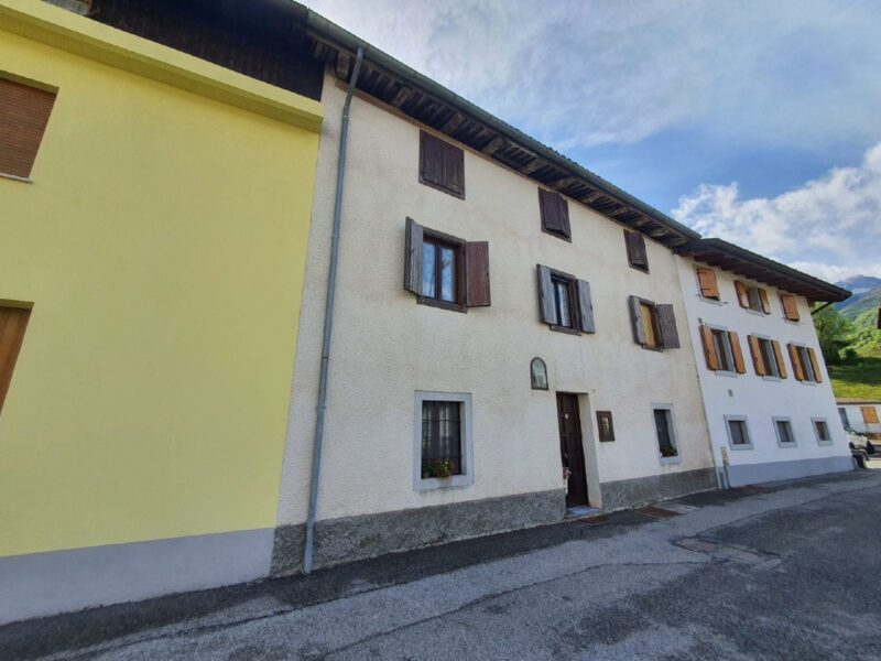 CASA BICAMERE ABITABILE DA SUBITO – PERFETTA COME PUNTO DI APPOGGIO! Preone