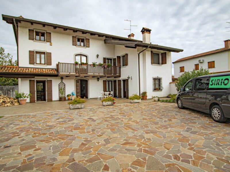 ELEGANTE CASA SINGOLA San Giovanni al Natisone