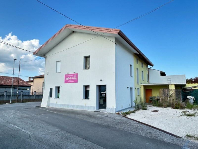 IMMOBILE VERSATILE IN VENDITA: LOCALE COMMERCIALE CON ABITAZIONE SOVRASTANTE Varmo