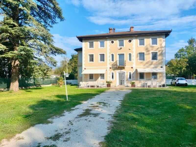 RISTRUTTURATA VILLA D’EPOCA CON PARCO Pinzano al Tagliamento