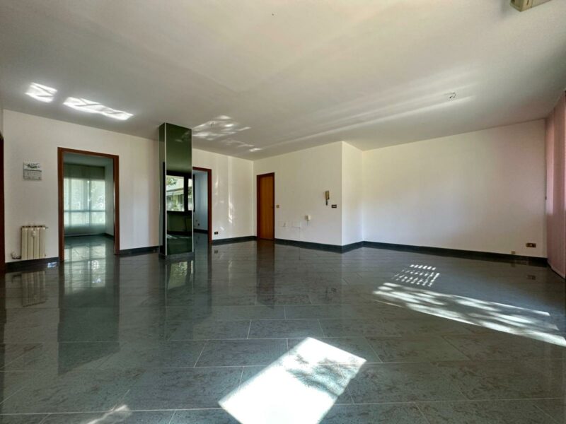 AMPIO E LUMINOSO UFFICIO IN ZONA CENTRALE! Gorizia