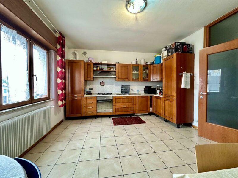 AMPIO E RECENTE BICAMERE Manzano