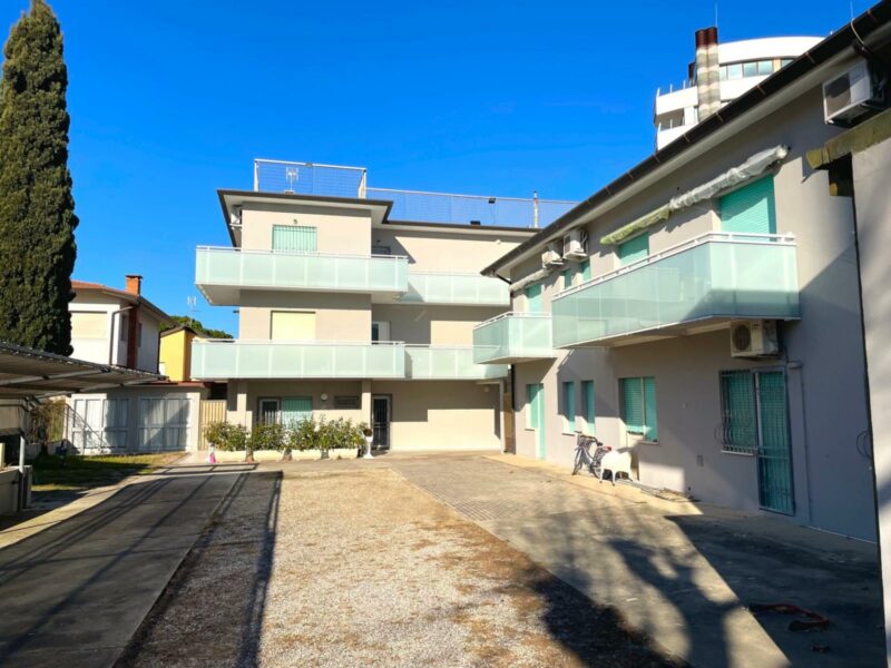 Interessante investimento appartamento monolocale in Darsena Lignano Sabbiadoro