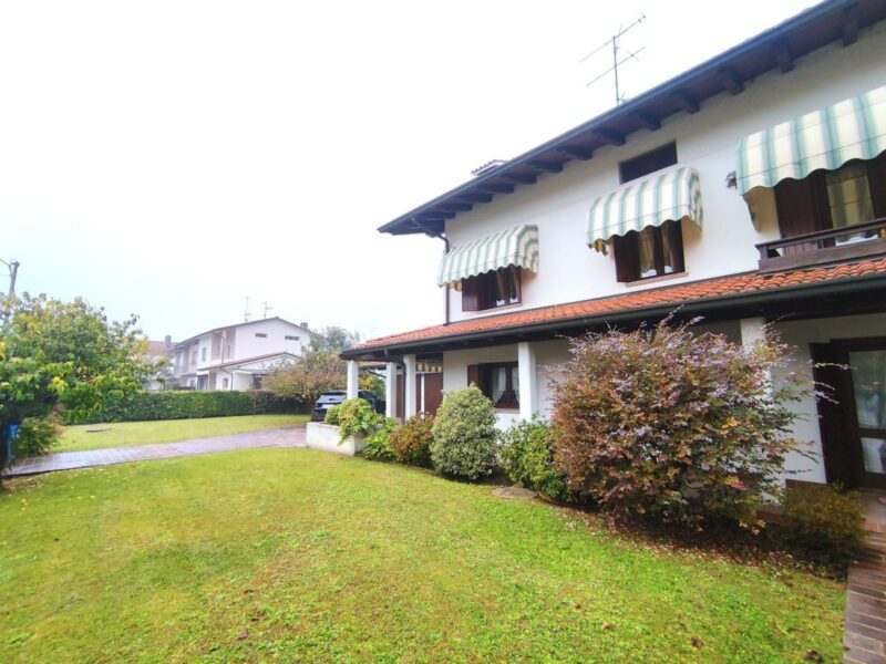 Casa singola ideale anche per due famiglie Gaiarine