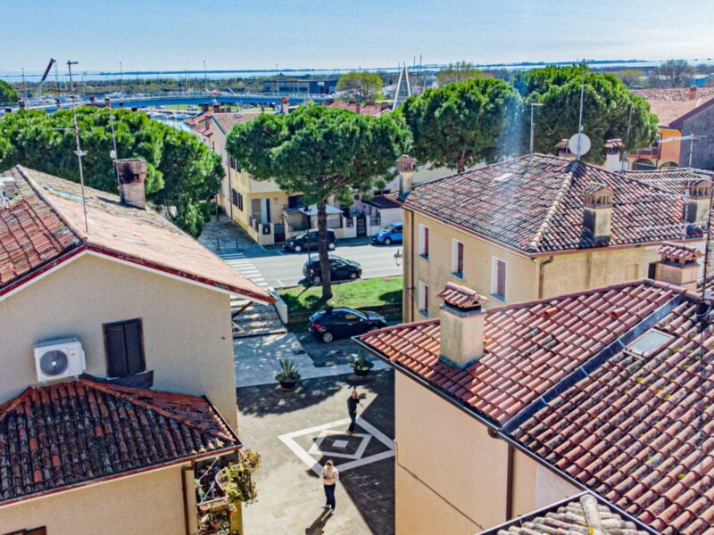 CASA RISTRUTTURATA IN CENTRO Marano Lagunare