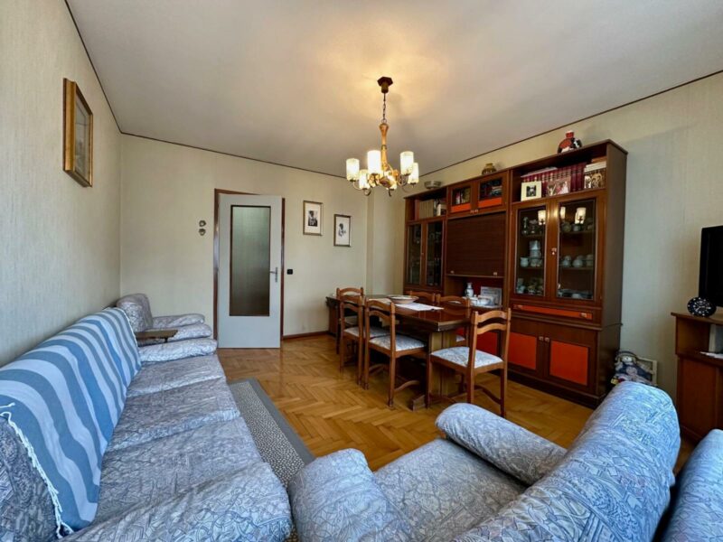 AMPIO TRICAMERE BISERVIZI Manzano