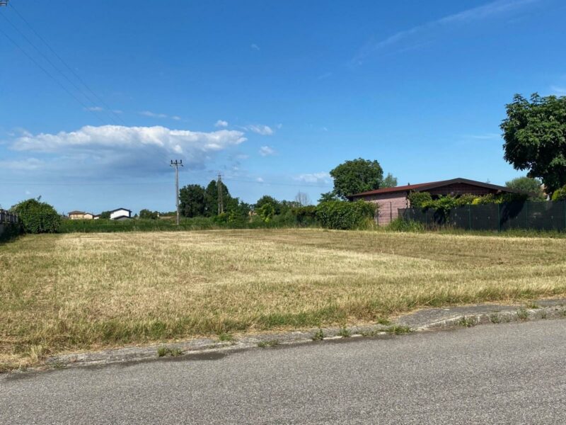 TERRENO EDIFICABILE Carlino