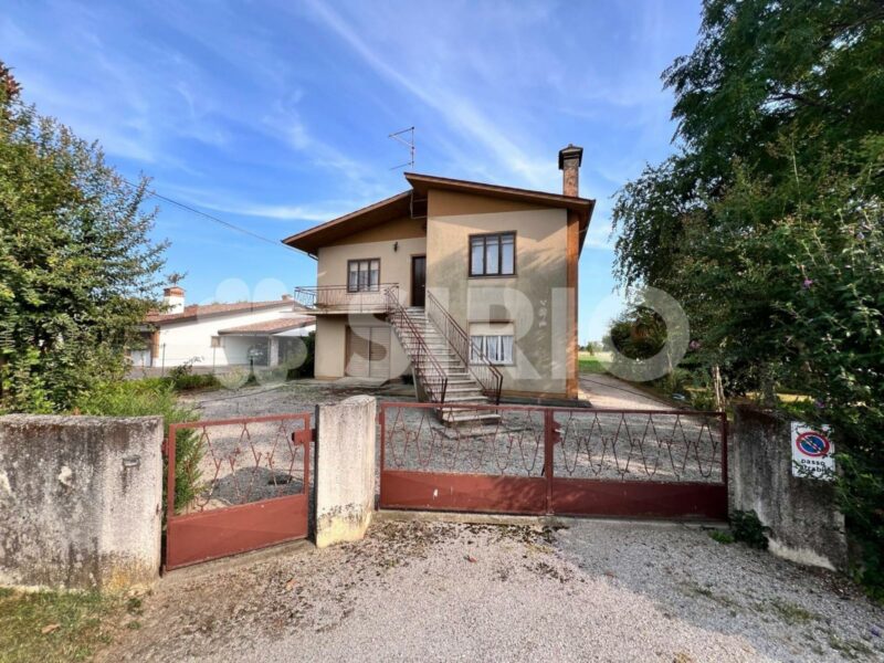 VILLETTA INDIPENDENTE IN ZONA RESIDENZIALE San Giorgio di Nogaro