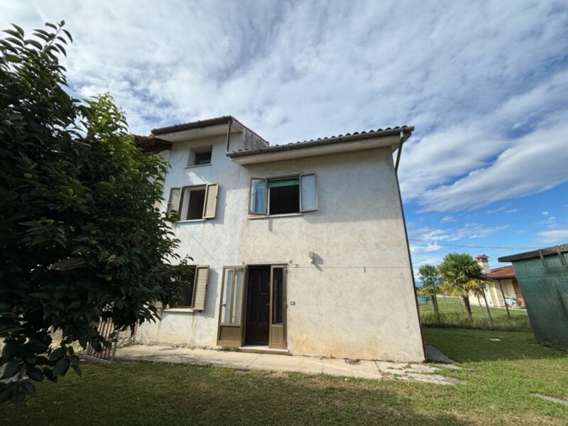 CASA BICAMERE CON GIARDINO San Giorgio di Nogaro