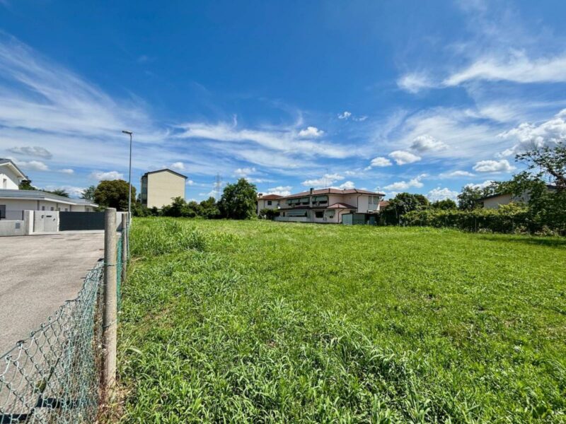 TERRENO EDIFICABILE URBANIZZATO: opportunità per privati o imprese! Porcia