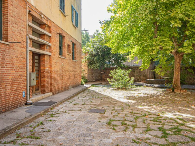 APPARTAMENTO BICAMERE IN CONTESTO RESIDENZIALE SICURO E CURATO Trieste