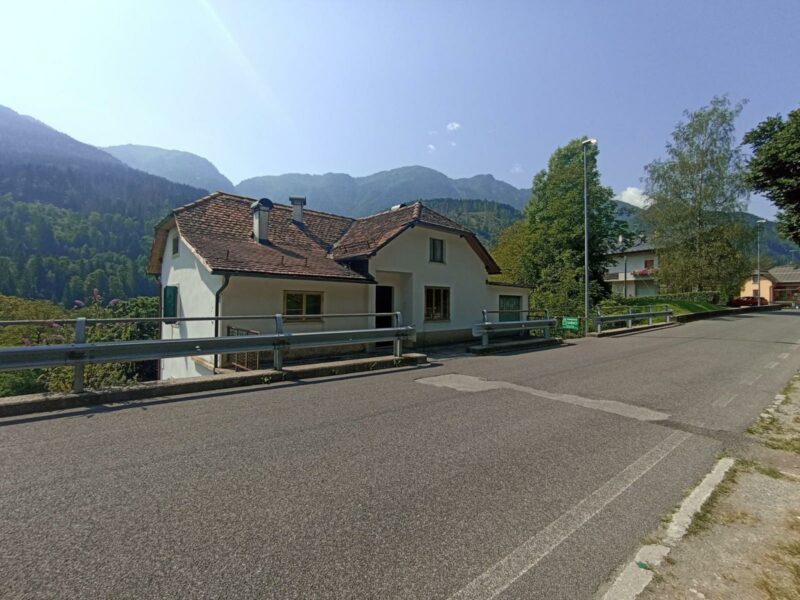 SUGGESTIVO PUNTO DI APPOGGIO IN VAL PESARINA! Prato Carnico