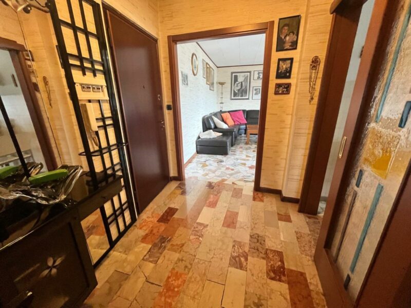 APPARTAMENTO TRICAMERE AL 14° PIANO – UNO TRA I PIÙ ALTI DELLA CITTÀ – Udine