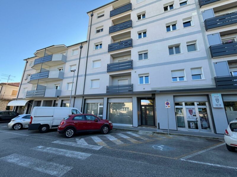 CENTRALISSIMO LOCALE COMMERCIALE San Giorgio di Nogaro