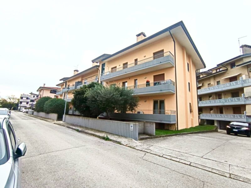 Appartamento arredato con garage Latisana
