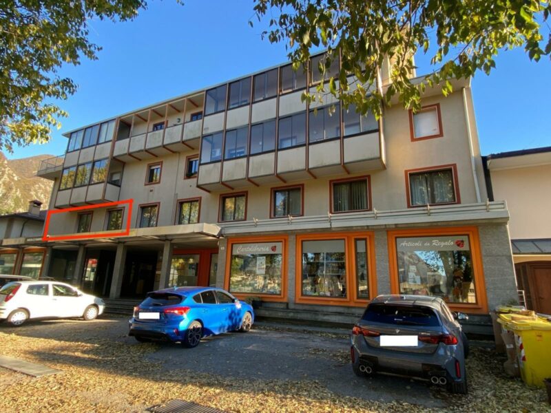 SPAZIOSO UFFICIO DI 135 MQ CON ASCENSORE – POSSIBILITA’ DI CAMBIO D’USO Gemona del Friuli