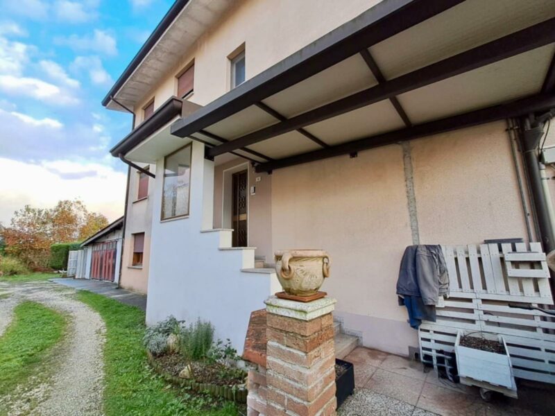 APPARTAMENTO TRICAMERE: ingresso indipendente senza spese di condominio! San Vito al Tagliamento