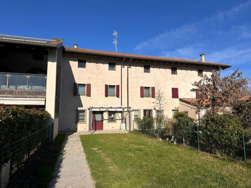 ELEGANZA STORICA E COMFORT MODERNO A DUE PASSI DAL CENTRO Codroipo