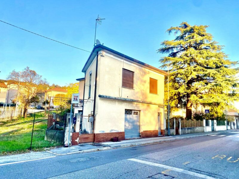 APPARTAMENTO MONOCAMERA ULTIMO PIANO IN PICCOLA PALAZZINA Monfalcone