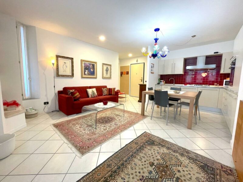 ACCOGLIENTE APPARTAMENTO BICAMERE  CON CANTINA E POSTO AUTO COPERTO – PRONTO DA VIVERE – FR. OSP… Gemona del Friuli