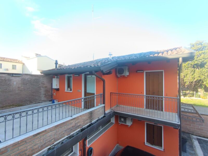 Spazioso appartamento bilocale con meraviglioso terrazzo Latisana