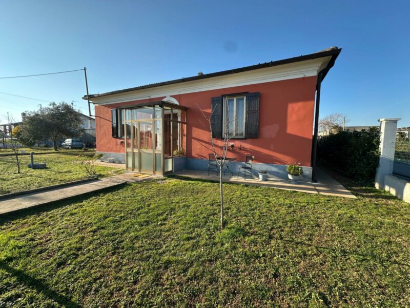 CASA INDIPENDENTE CON AMPIO GIARDINO San Giovanni al Natisone