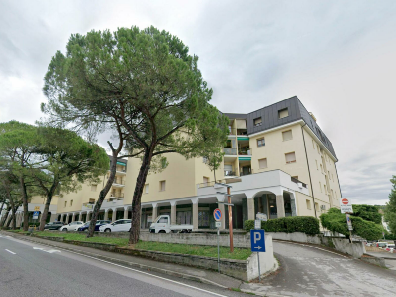 ESCLUSIVO APPARTAMENTO DI AMPIA METRATURA CON TERRAZZO SOLARIUM DI OLTRE 180 MQ !!! Gradisca d’Isonzo