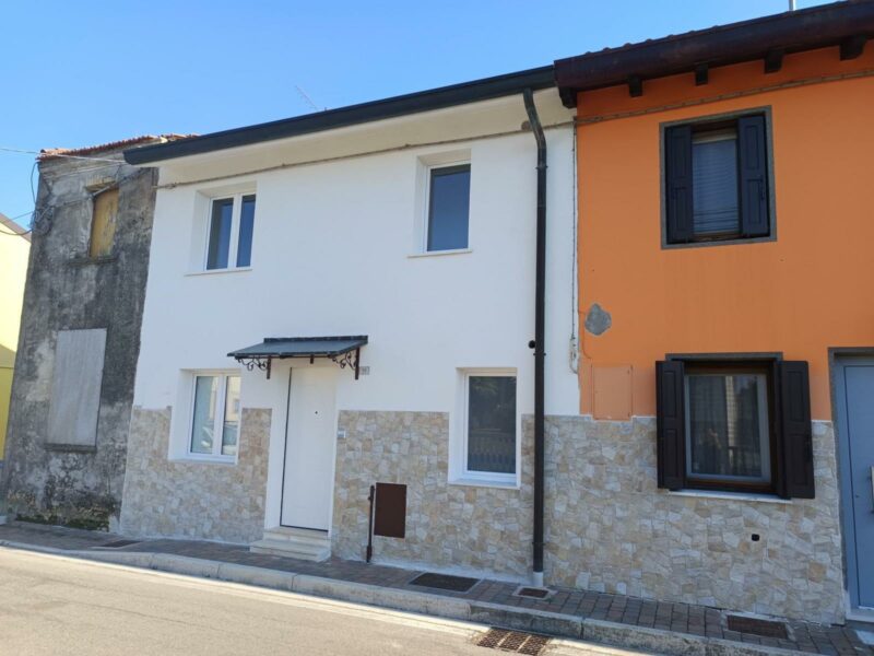 Casa monocamera ristrutturata ed arredata, ottimo investimento! Ronchis