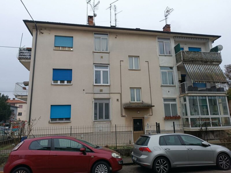 IN PICCOLA PALAZZINA: APPARTAMENTO TRICAMERE CON CANTINA E GARAGE Gradisca d’Isonzo