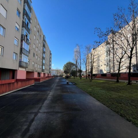 AMPIO APPARTAMENTO TRICAMERE AI RIZZI Udine