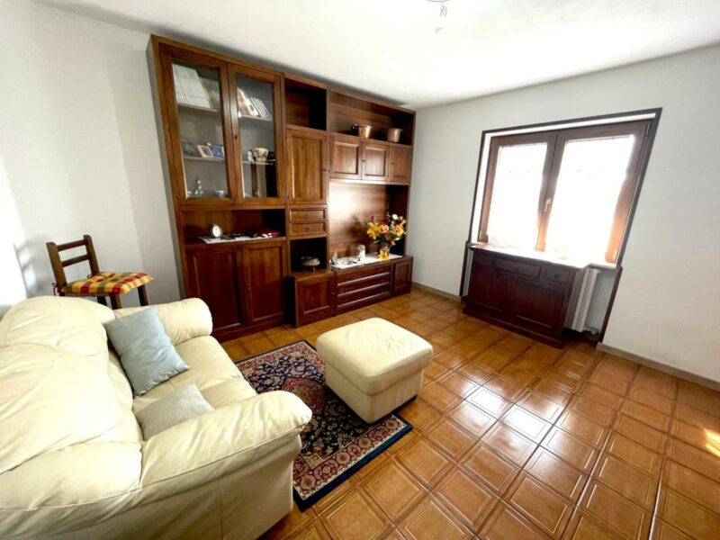 RIFINITO MINI APPARTAMENTO AL PIANO TERRA DALLA VISTA PANORAMICA CON GARAGE Artegna