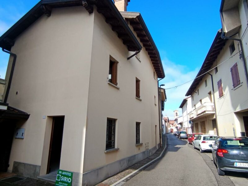 Centralissimo ufficio al piano terra Palazzolo dello Stella