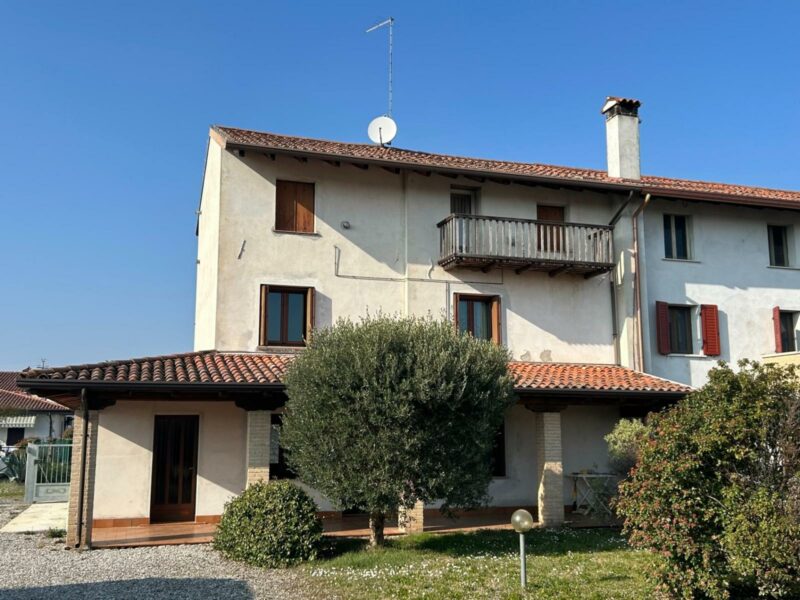 OTTIMA CASA DI TESTA CON GIARDINO – SUBITO ABITABILE! Codroipo