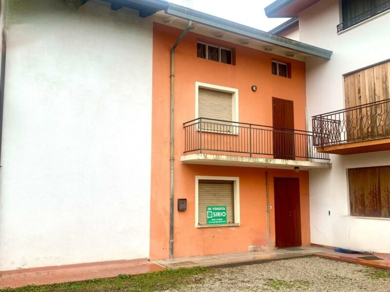 CASA IN LINEA BICAMERE: soluzione versatile perfetta anche per investimento! Spilimbergo