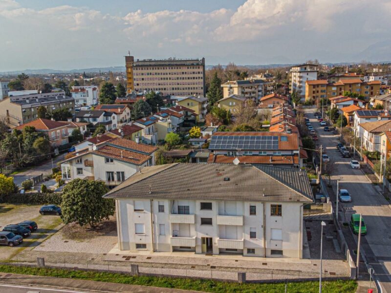 LUMINOSO APPARTAMENTO BICAMERE PRONTO DA VIVERE! Udine