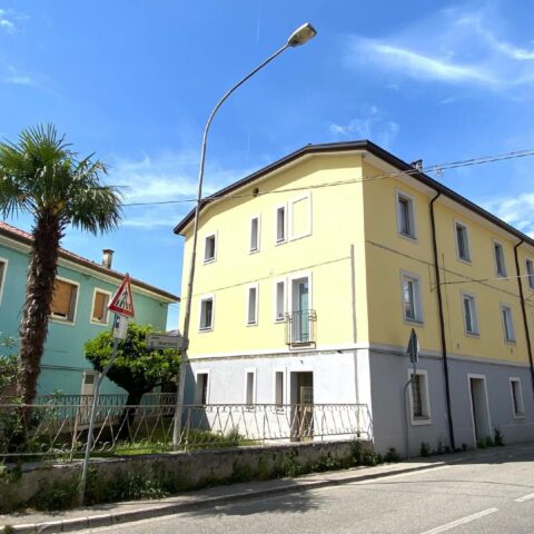 ZONA CENTRALE: APPARTAMENTO BICAMERE COMPLETAMENTE RISTRUTTURATO Gradisca d’Isonzo