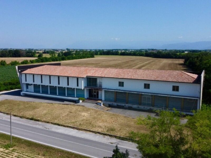 IMMOBILE COMMERCIALE AD ALTO POTENZIALE Pavia di Udine
