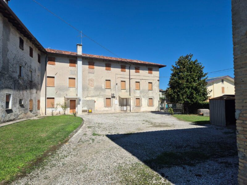 Spazio, verde e tranquillità: la casa ideale per la famiglia! Codroipo
