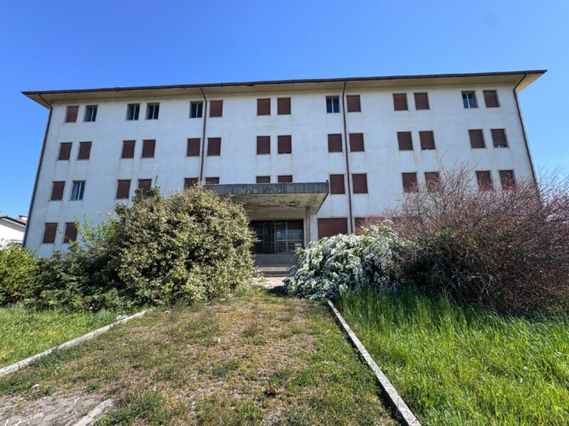 IMPORTANTE STRUTTURA IN POSIZIONE INVIDIABILE Cividale del Friuli